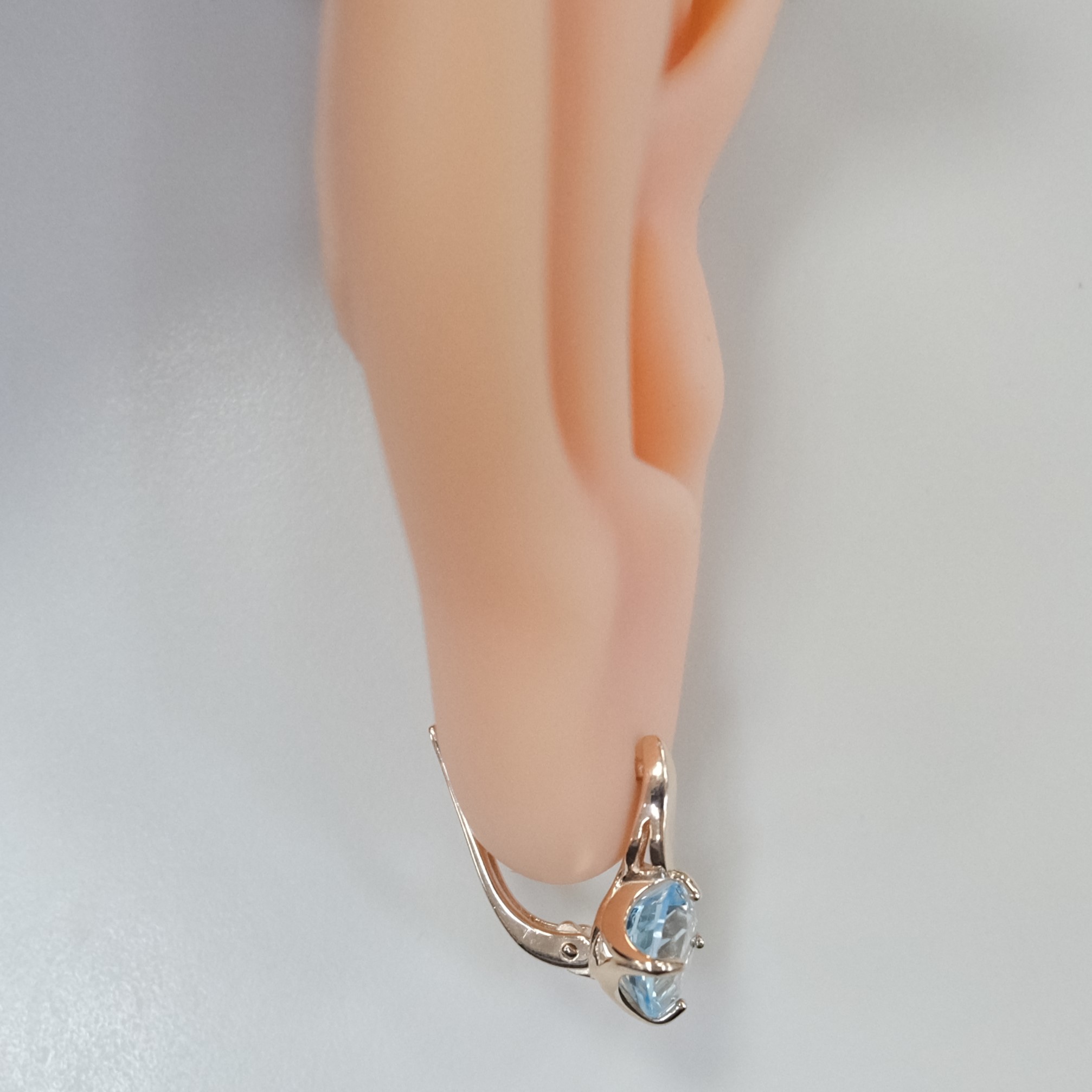 Серебряные серьги с топазами